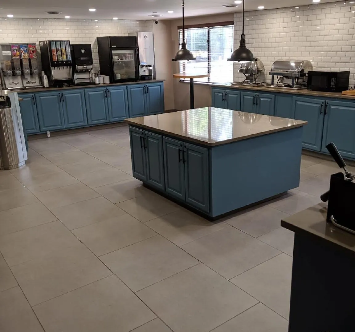 Hotel Country Inn&Suites by Radisson, Williamsburg East