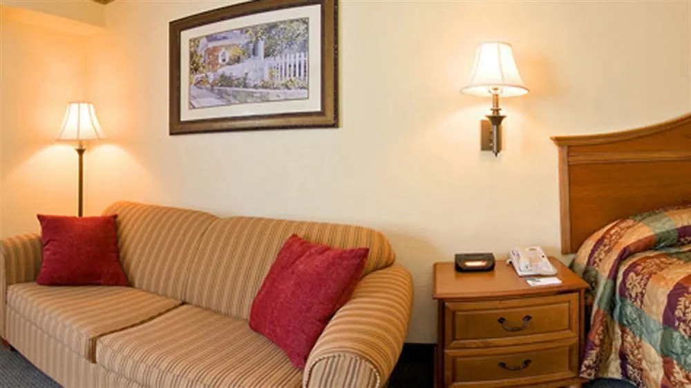 Country Inn&Suites by Radisson, Williamsburg East