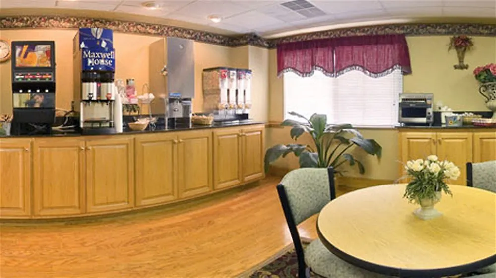 Country Inn & Suites By Radisson, Williamsburg East Busch Gardens , Va