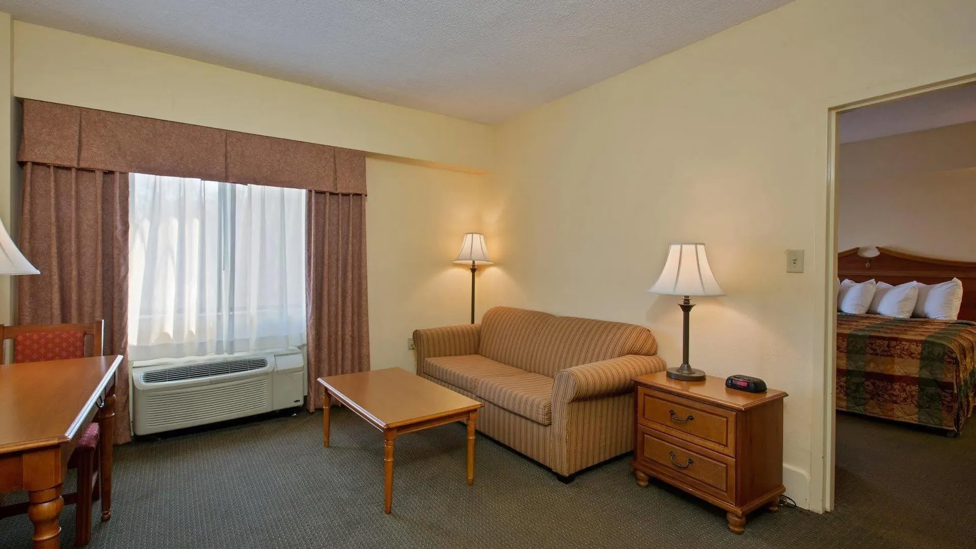 Country Inn & Suites By Radisson, Williamsburg East Busch Gardens , Va United States