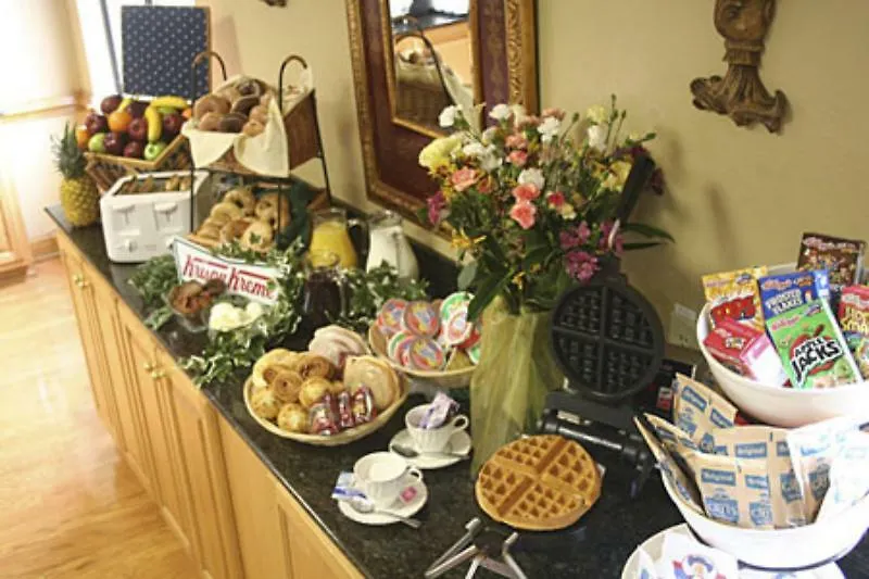 *** Hotel Country Inn & Suites By Radisson, Williamsburg East Busch Gardens , Va United States
