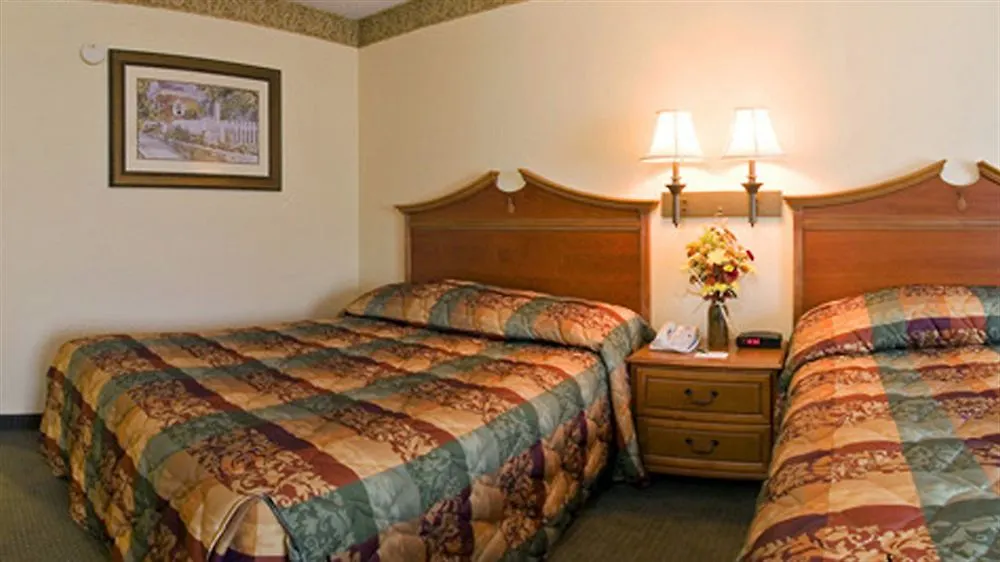 Hotel Country Inn & Suites By Radisson, Williamsburg East Busch Gardens , Va